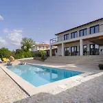 Semesterbostad Quinta De Fundevila -quinta Privada *